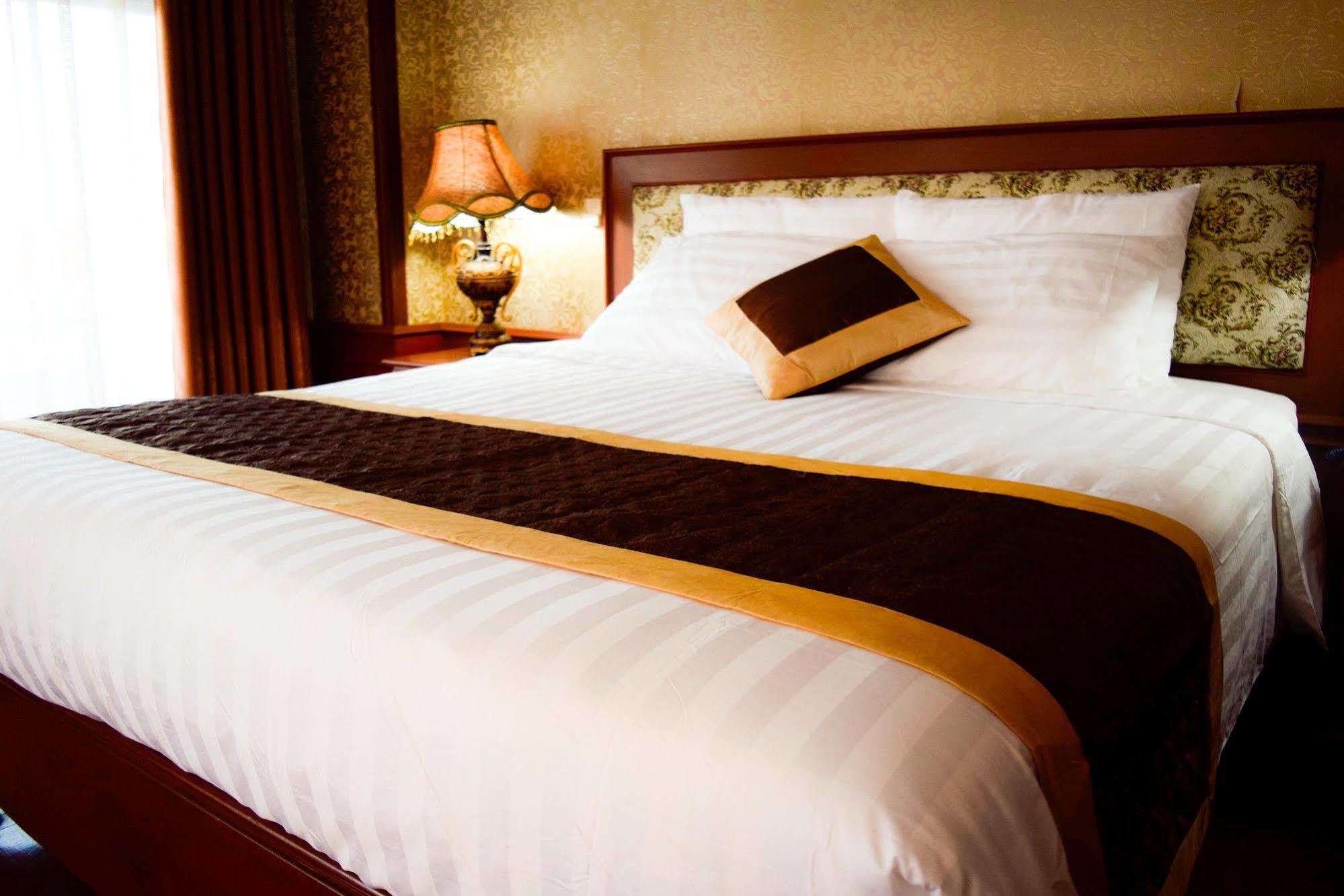 Vientiane Golden Sun Hotel מראה חיצוני תמונה